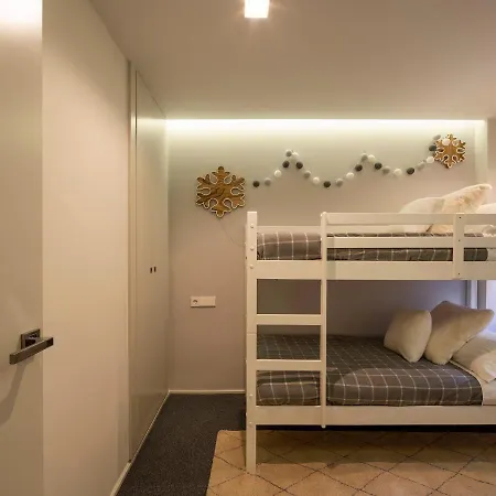 アパート Snow シエラネバダ